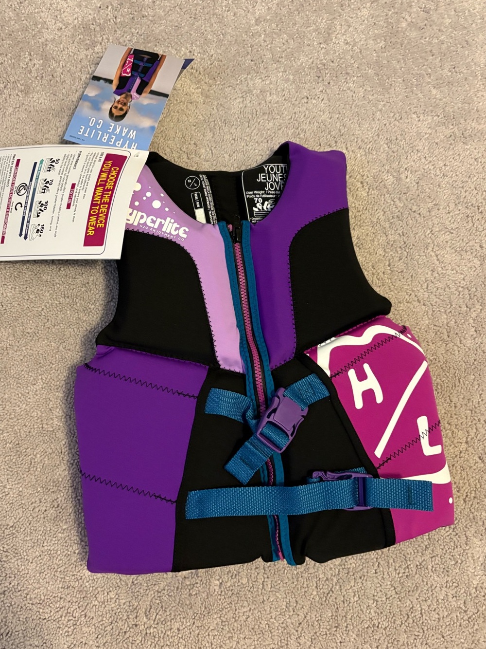 NWT Youth Hyperlite Wake Co. Life Vest - Large